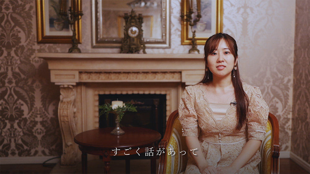 甲府の結婚式場でオープニングムービー用のインタビュー撮影風景