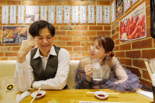 居酒屋での前撮り撮影