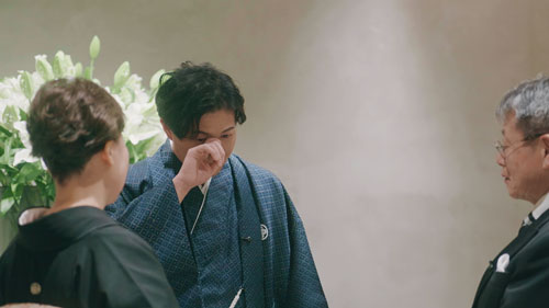 IWAIのチャペルでの新郎のファミリーミート